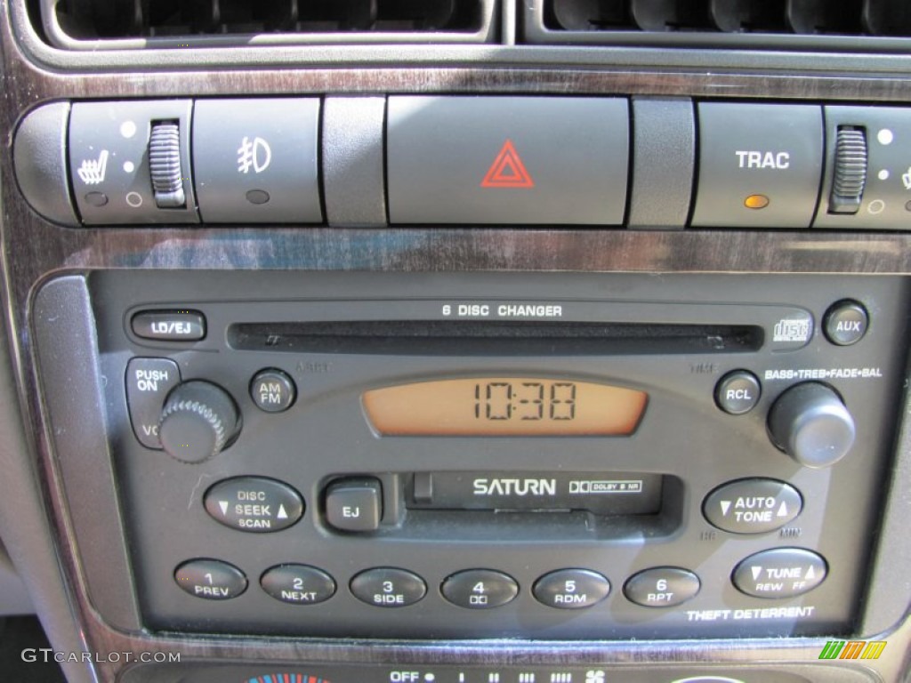 2002 Saturn L Series LW300 Wagon Controls Photo #51827716
