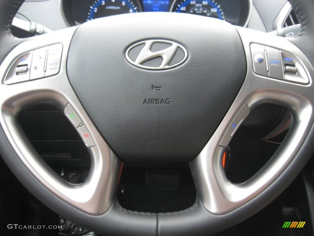 2011 Hyundai Tucson GLS AWD Steering Wheel Photos