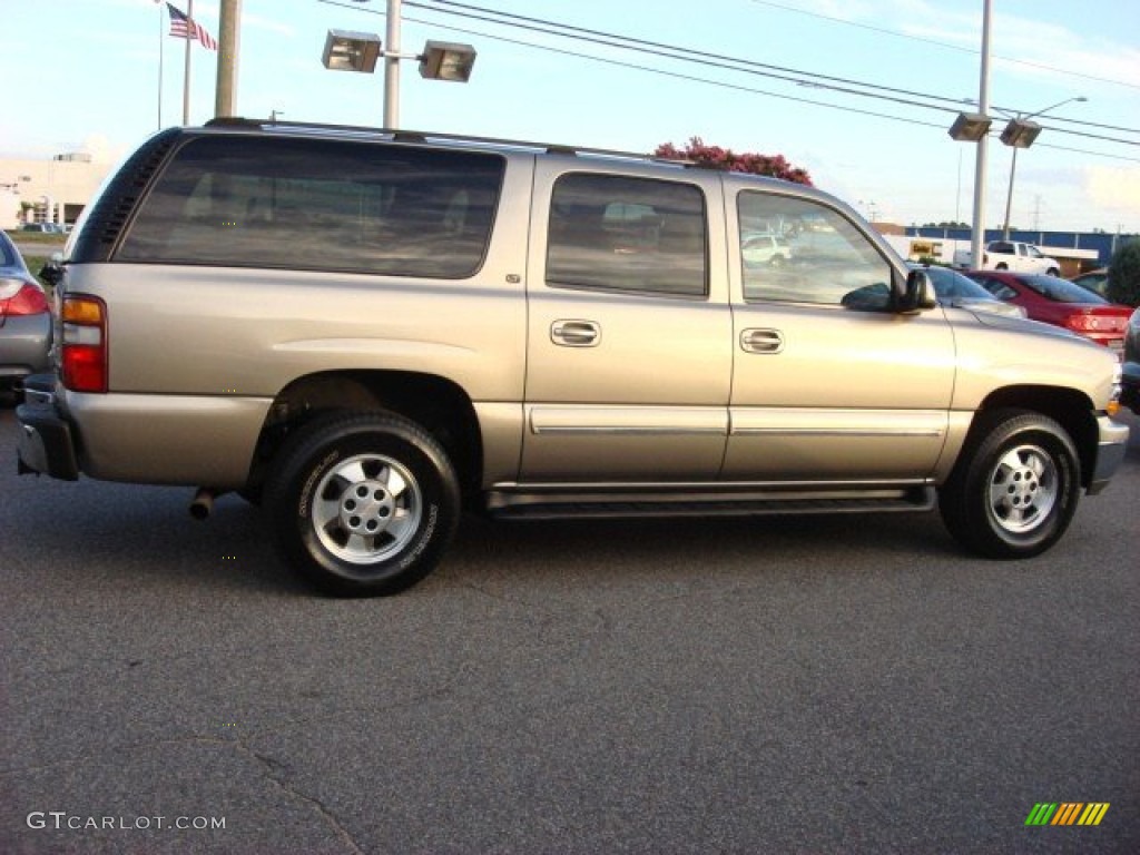 Sandalwood Metallic 2003 Chevrolet Suburban 1500 LT Exterior Photo #51829339