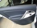 Classic Silver Metallic - Camry SE Photo No. 19