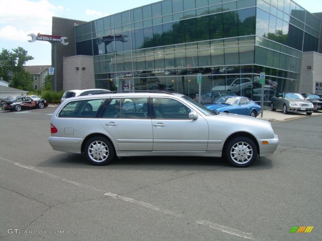 Brilliant Silver Metallic 2002 Mercedes-Benz E 320 4Matic Wagon Exterior Photo #51831634