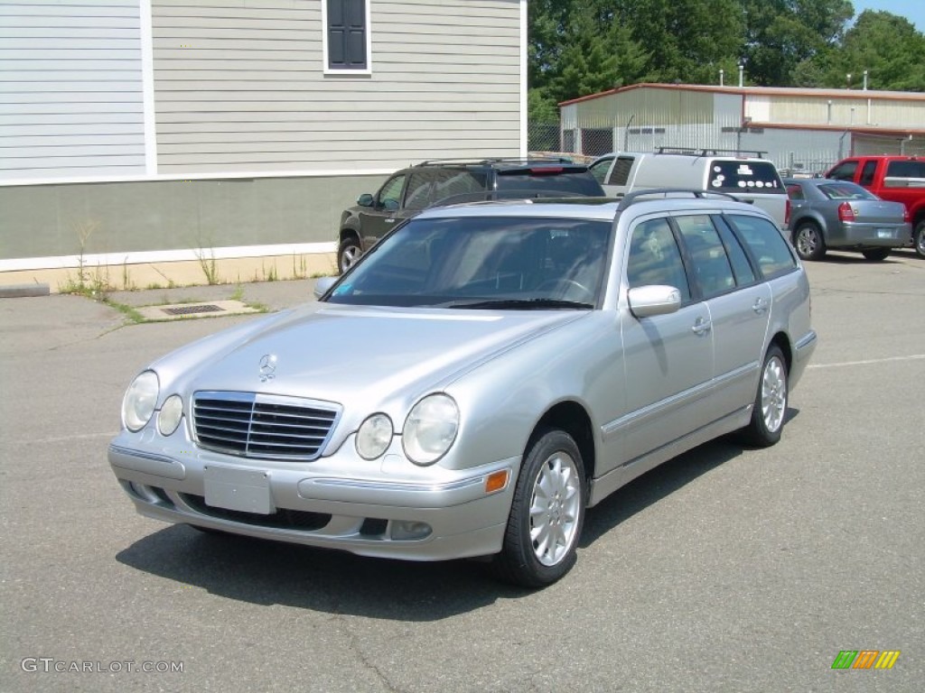 2002 Mercedes-Benz E 320 4Matic Wagon Exterior Photos