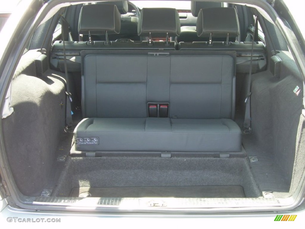 2002 Mercedes-Benz E 320 4Matic Wagon Trunk Photo #51831859
