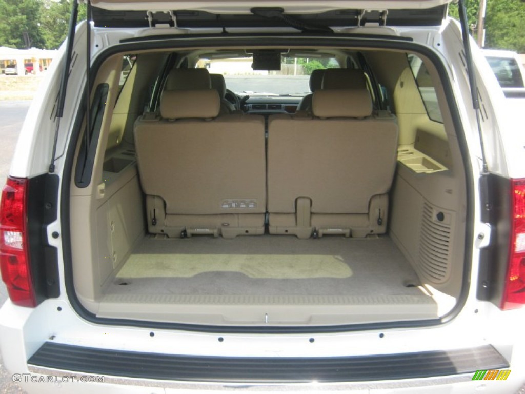 2011 Chevrolet Suburban LTZ Trunk Photo #51833980