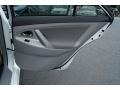Super White - Camry SE Photo No. 12