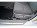 Super White - Camry SE Photo No. 23