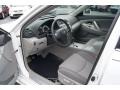Super White - Camry SE Photo No. 24