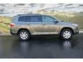 Cypress Green Pearl - Highlander V6 4WD Photo No. 2