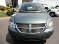 2005 Magnesium Pearl Dodge Grand Caravan SE  photo #8