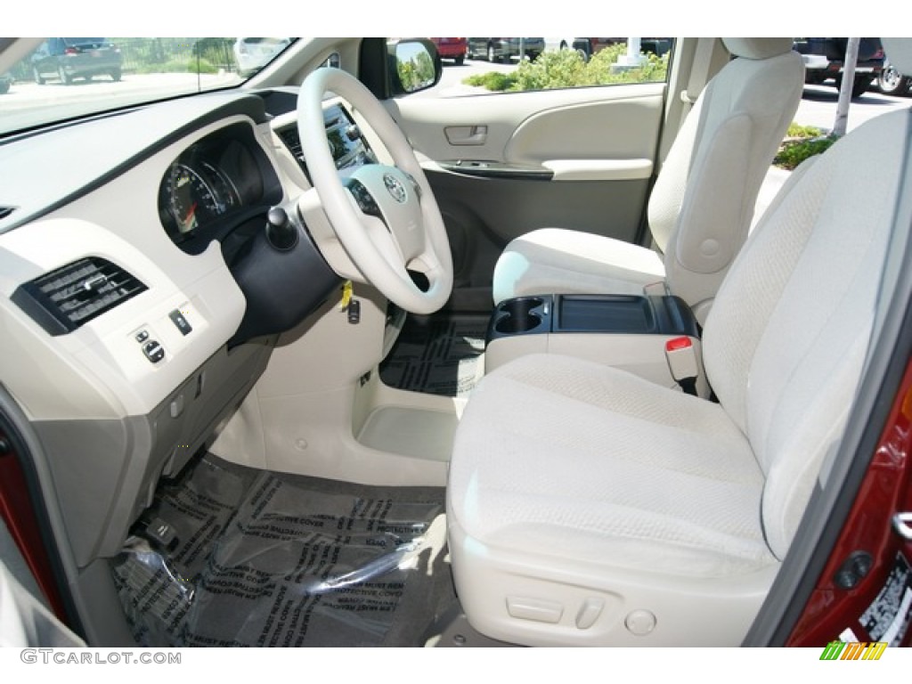 2011 Sienna LE - Salsa Red Pearl / Bisque photo #9