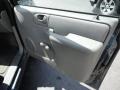 2005 Magnesium Pearl Dodge Grand Caravan SE  photo #15