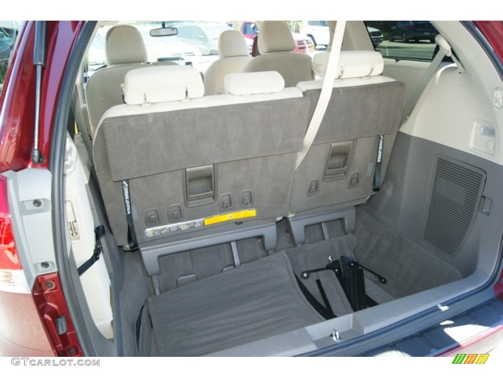 2011 Sienna LE - Salsa Red Pearl / Bisque photo #16