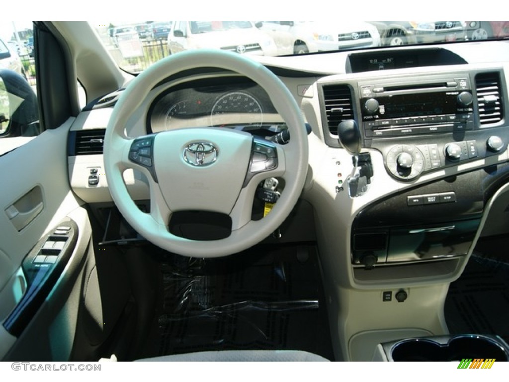 2011 Sienna LE - Salsa Red Pearl / Bisque photo #21