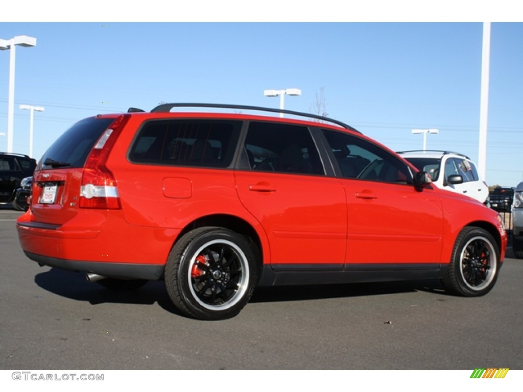 2005 V50 T5 AWD - Passion Red / Off-Black photo #2