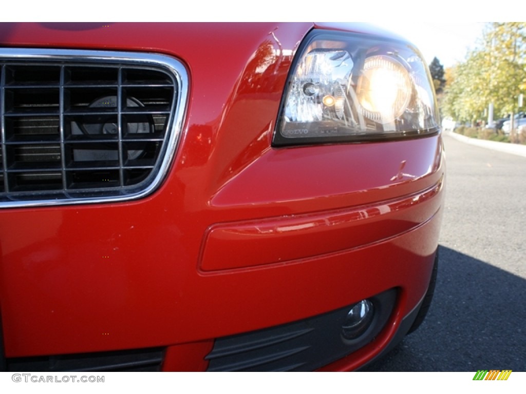 2005 V50 T5 AWD - Passion Red / Off-Black photo #31