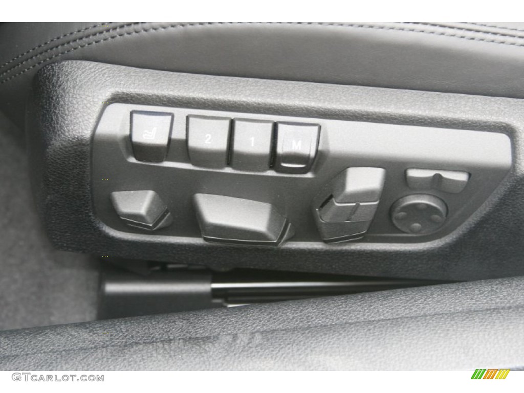 2012 BMW 6 Series 650i Convertible Controls Photo #51842848