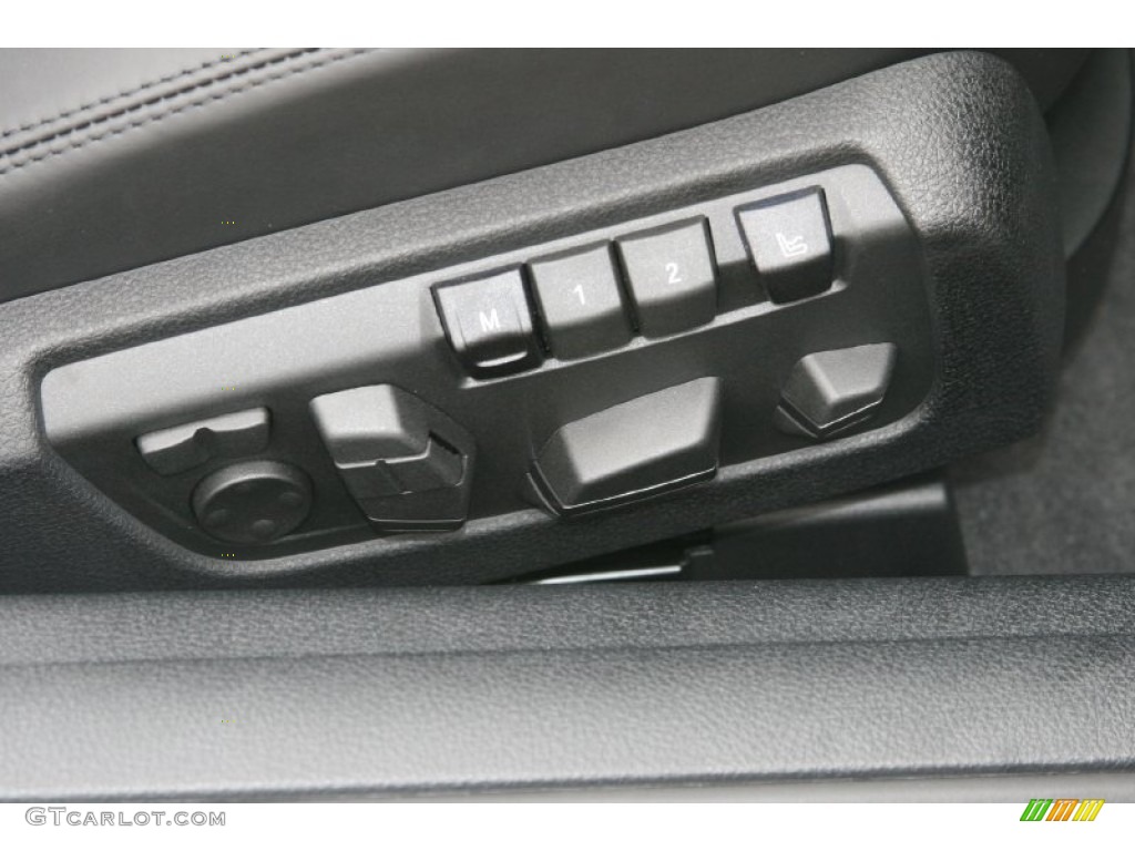2012 BMW 6 Series 650i Convertible Controls Photo #51843049