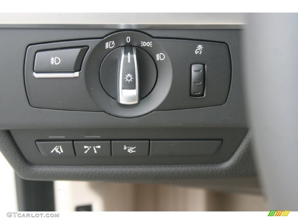 2012 BMW 6 Series 650i Convertible Controls Photo #51843385
