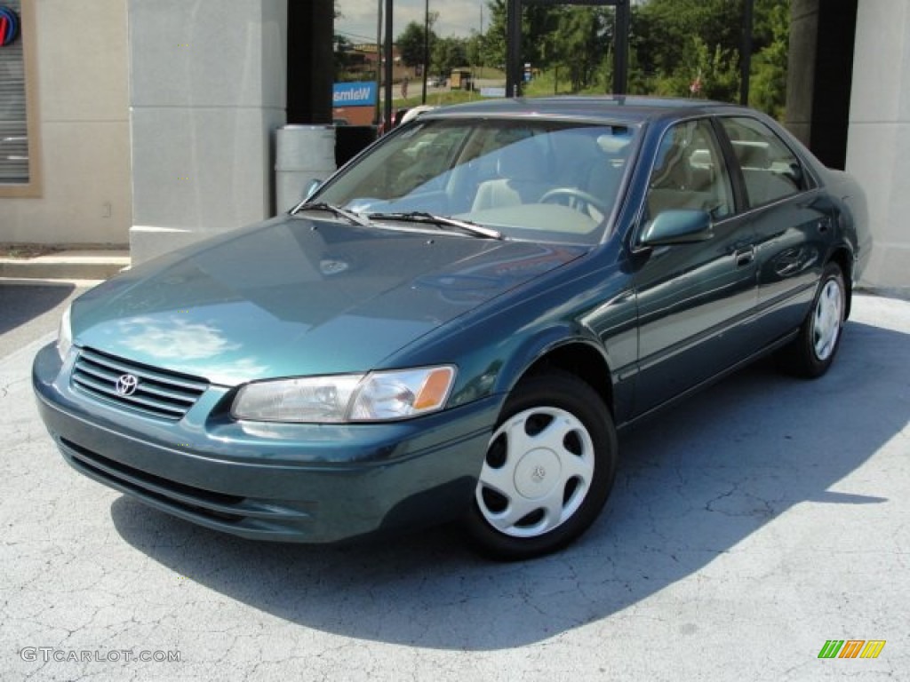 1998 Camry LE V6 - Dark Green Metallic / Oak photo #2
