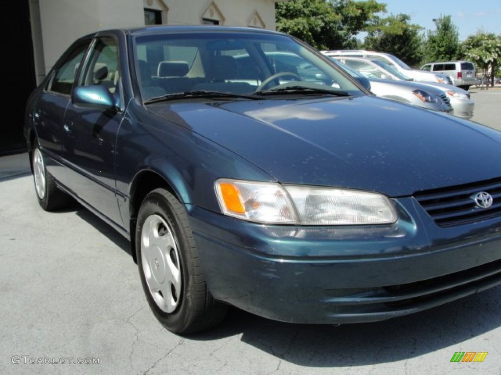 1998 Camry LE V6 - Dark Green Metallic / Oak photo #3