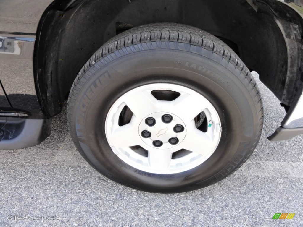 2006 Chevrolet Suburban LT 1500 4x4 Wheel Photos
