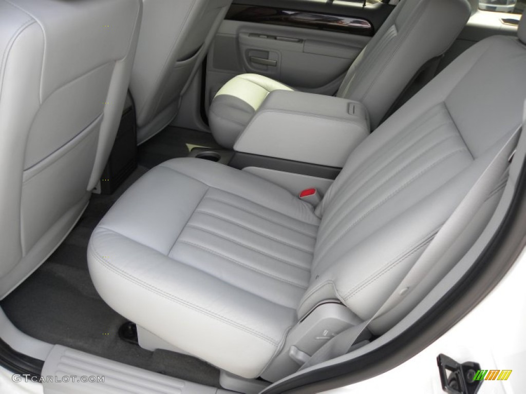 Dove Grey Interior 2004 Lincoln Aviator Luxury Photo #51849752