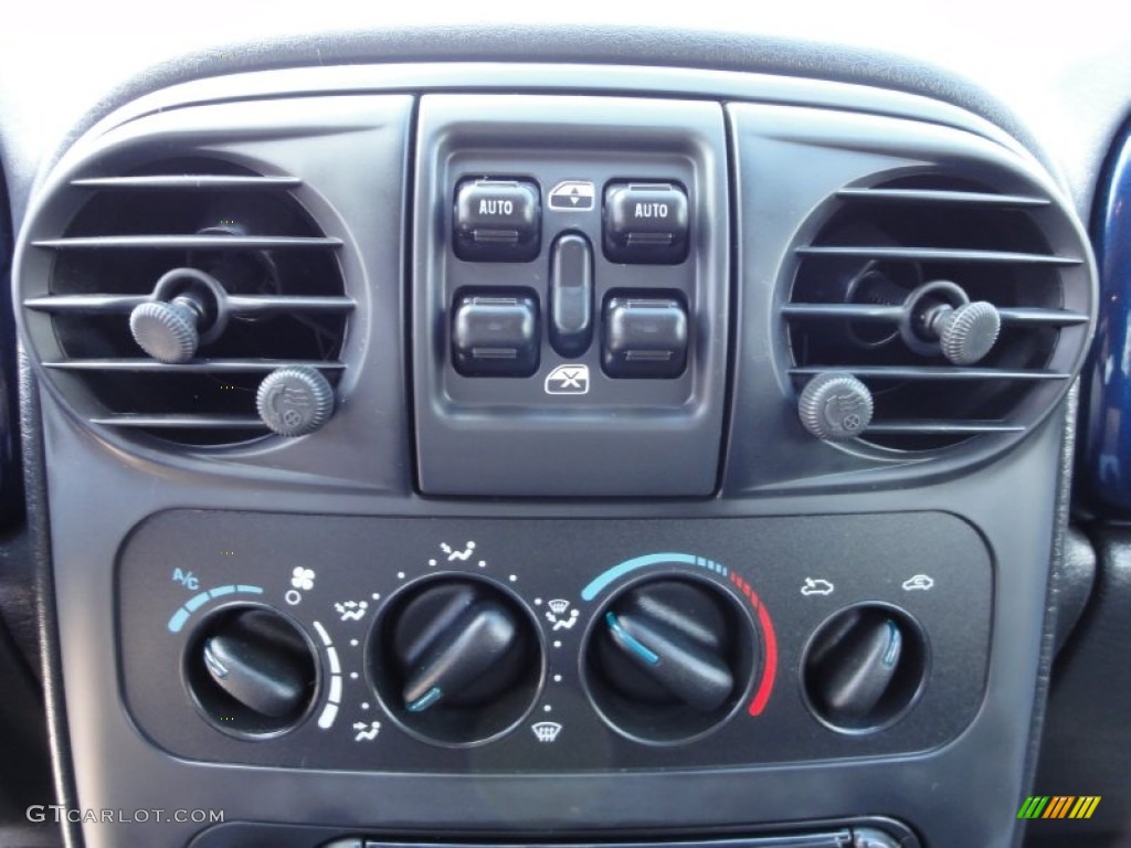 2005 Chrysler PT Cruiser Limited Controls Photo #51849941