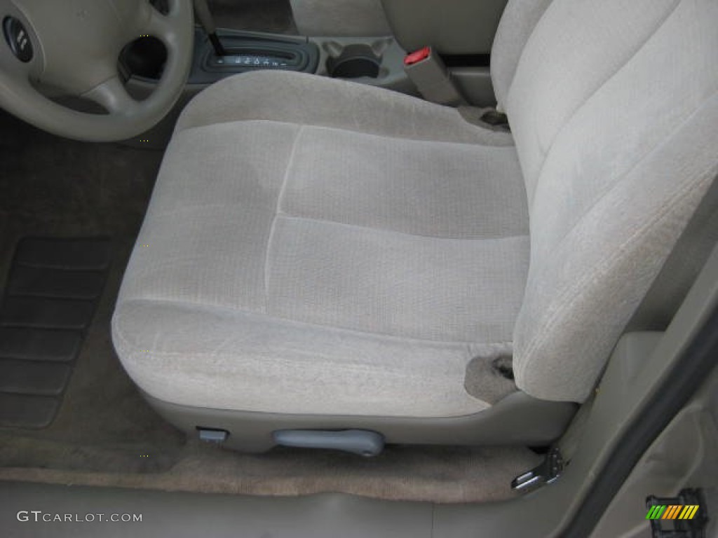 Beige Interior 1997 Oldsmobile Cutlass GLS Sedan Photo #51850574