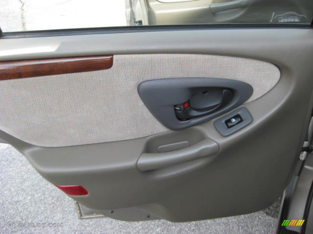 1997 Oldsmobile Cutlass GLS Sedan Beige Door Panel Photo #51850619