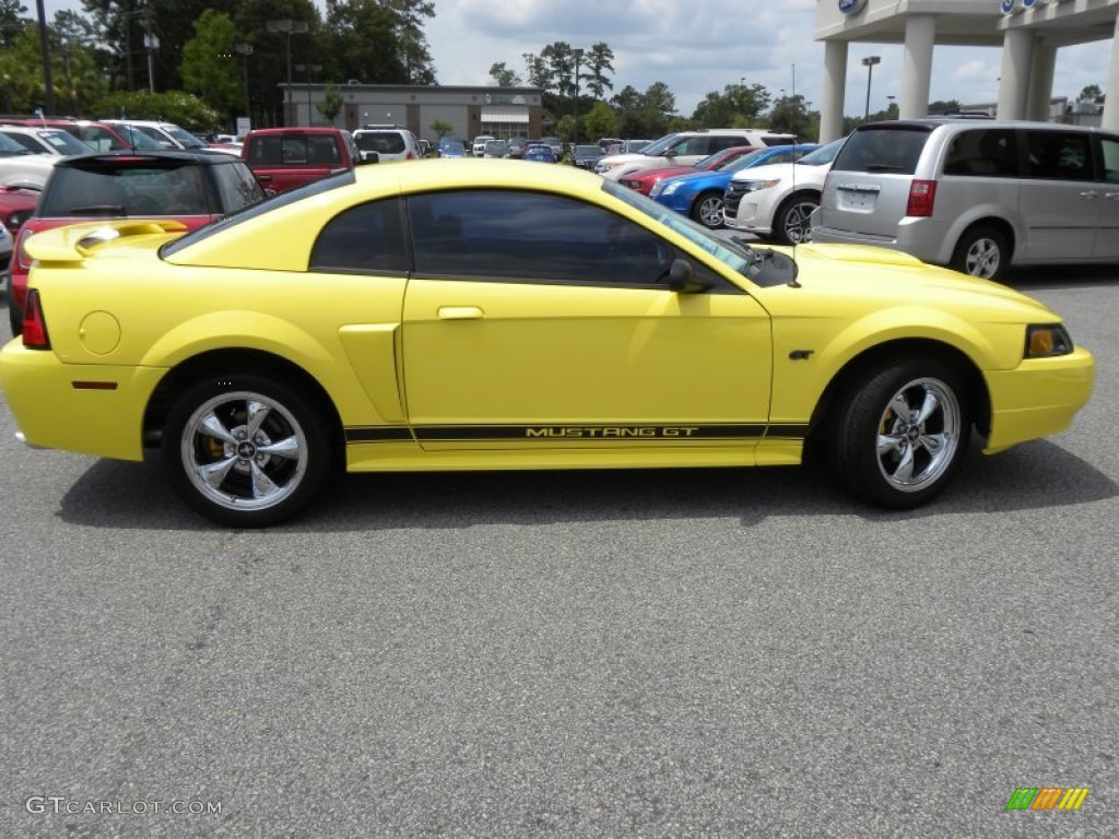 2002 Mustang GT Coupe - Zinc Yellow / Dark Charcoal photo #8