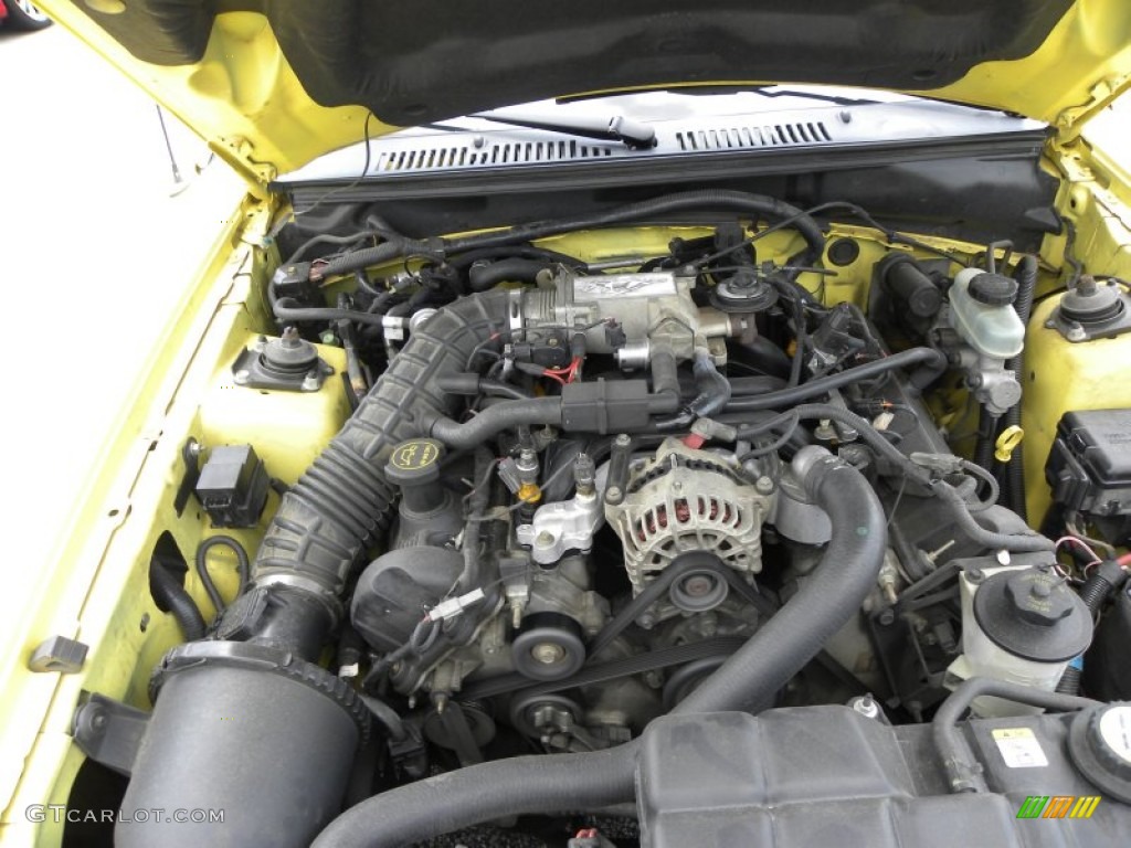 2002 Mustang GT Coupe - Zinc Yellow / Dark Charcoal photo #14