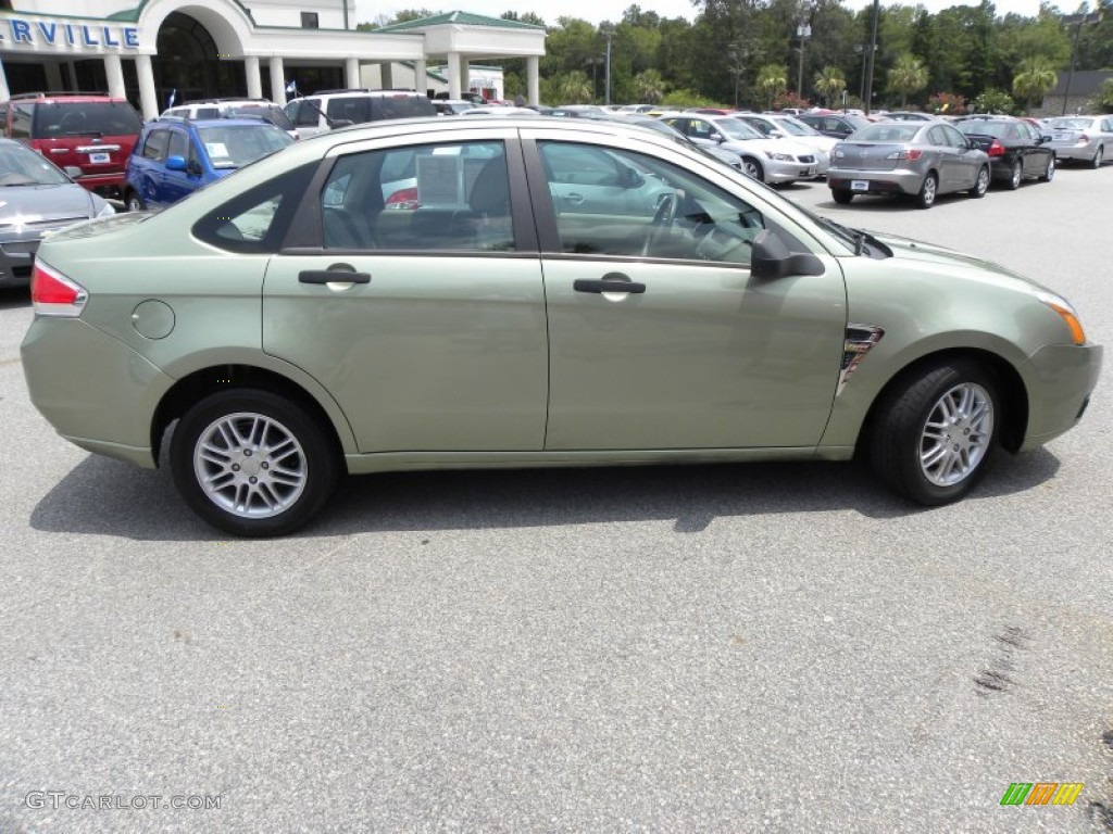 2008 Focus SE Sedan - Kiwi Green / Medium Stone photo #13