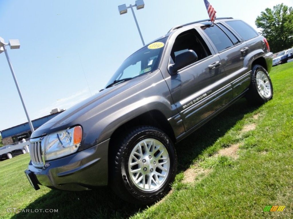 Graphite Metallic Jeep Grand Cherokee