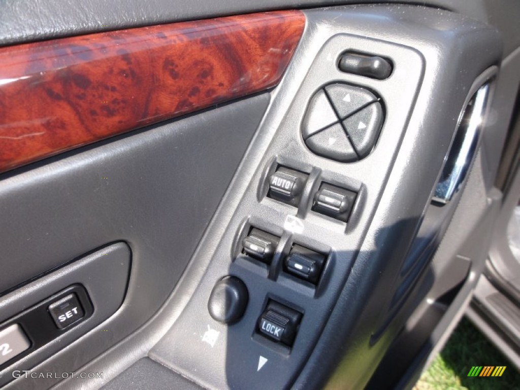 2004 Grand Cherokee Limited 4x4 - Graphite Metallic / Dark Slate Gray photo #15