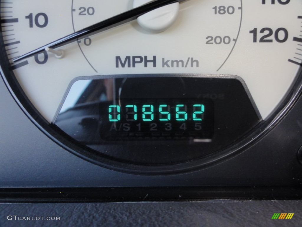 2004 Grand Cherokee Limited 4x4 - Graphite Metallic / Dark Slate Gray photo #37