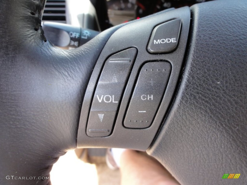 2004 Honda Accord EX V6 Coupe Controls Photo #51855245