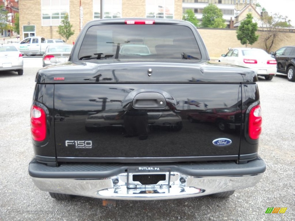 2002 F150 XLT SuperCrew 4x4 - Black / Medium Graphite photo #3