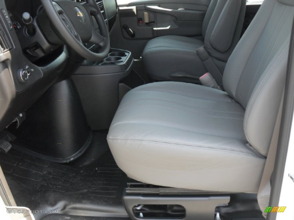 2011 Express 2500 Cargo Van - Summit White / Medium Pewter photo #7