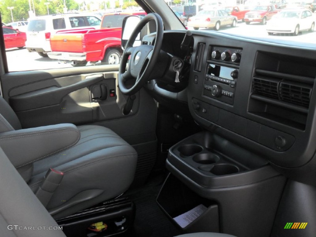 2011 Express 2500 Cargo Van - Summit White / Medium Pewter photo #17