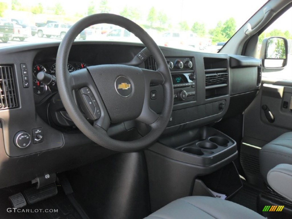 2011 Express 2500 Cargo Van - Summit White / Medium Pewter photo #22