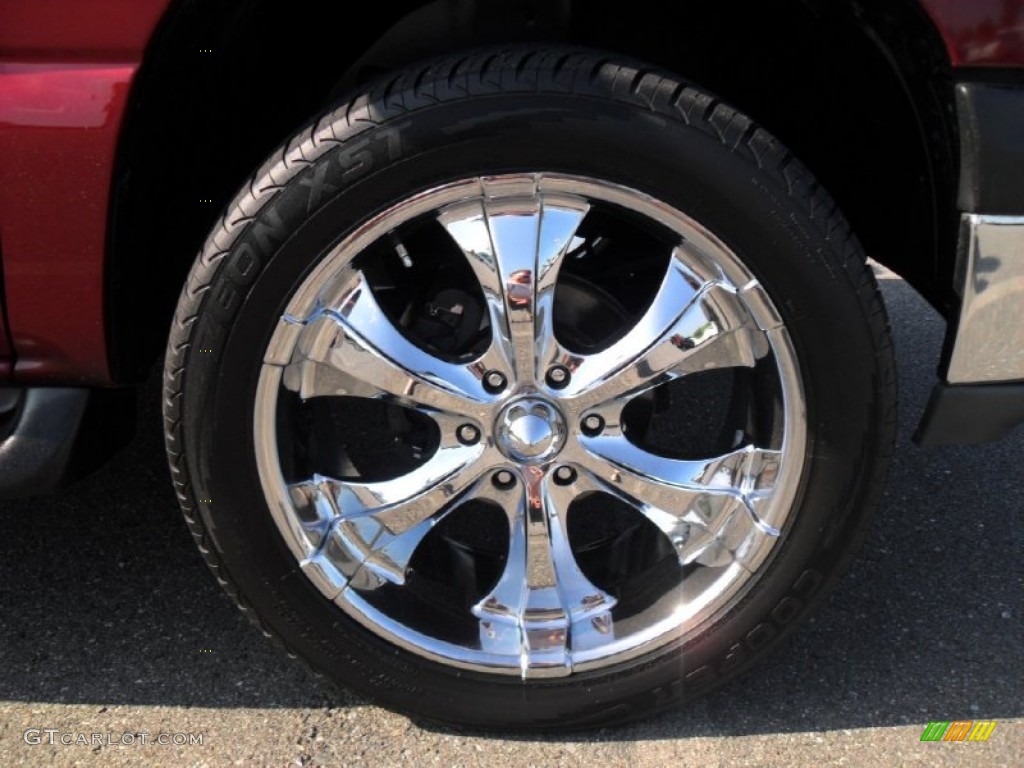 2002 Chevrolet Suburban 1500 LS Custom Wheels Photo #51865351