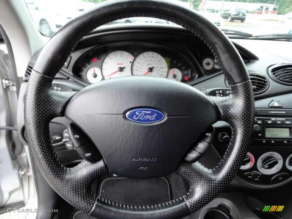 2003 Ford Focus SVT Hatchback Steering Wheel Photos