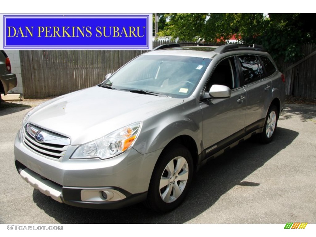 2010 Outback 3.6R Limited Wagon - Steel Silver Metallic / Off Black photo #1