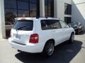 2001 Super White Toyota Highlander   photo #8