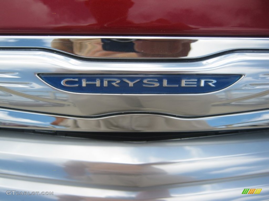 2011 Chrysler 200 Limited Convertible Marks and Logos Photo #51871258