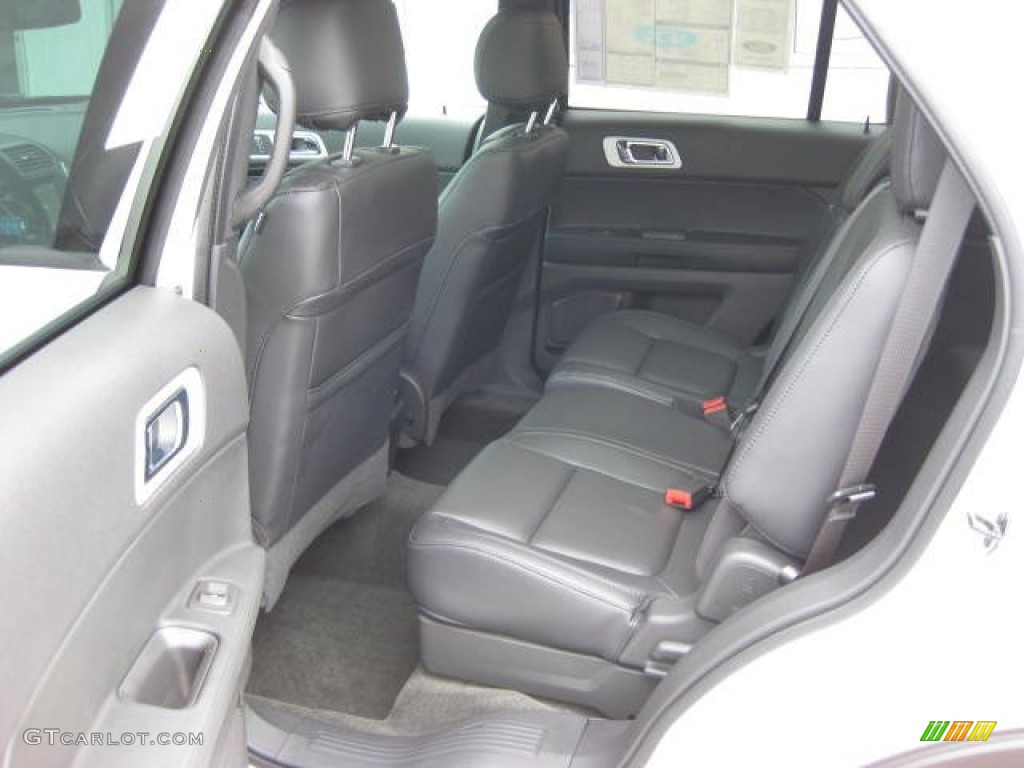 2011 Explorer Limited 4WD - White Platinum Tri-Coat / Charcoal Black photo #16