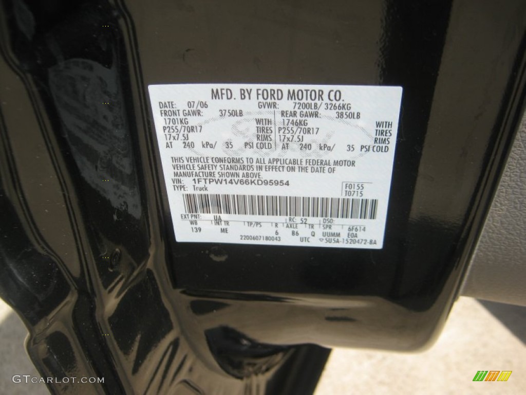2006 F150 XLT SuperCrew 4x4 - Black / Medium/Dark Flint photo #28