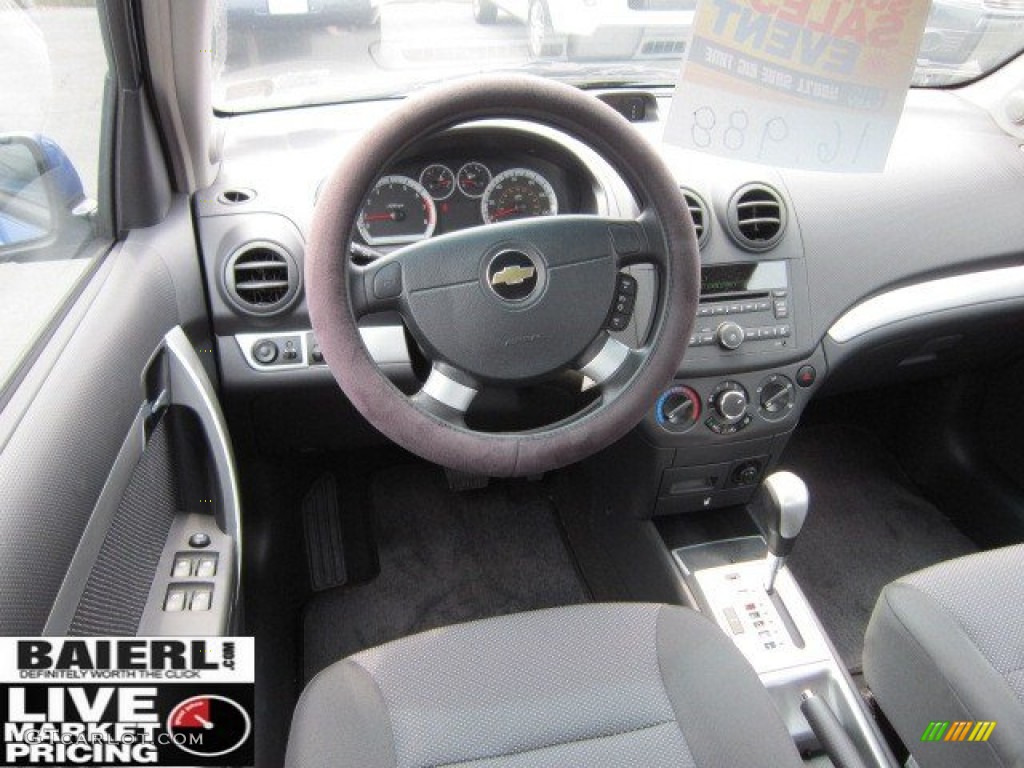 2011 Aveo LT Sedan - Bright Blue / Charcoal photo #14
