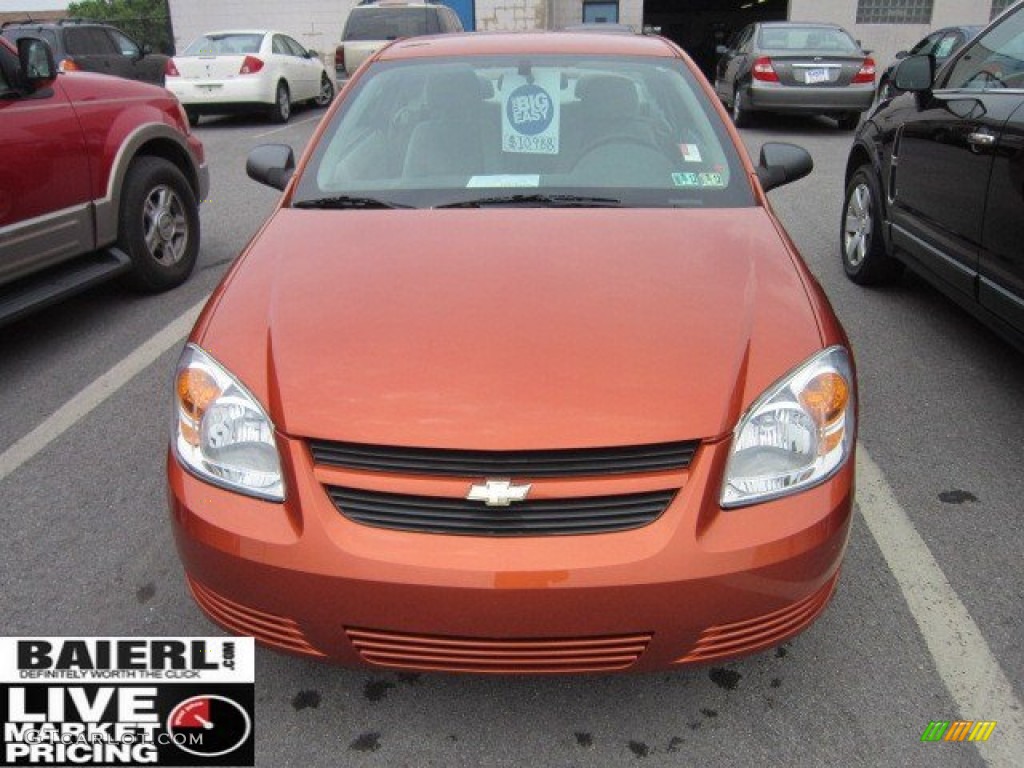 2007 Cobalt LS Coupe - Sunburst Orange Metallic / Gray photo #2