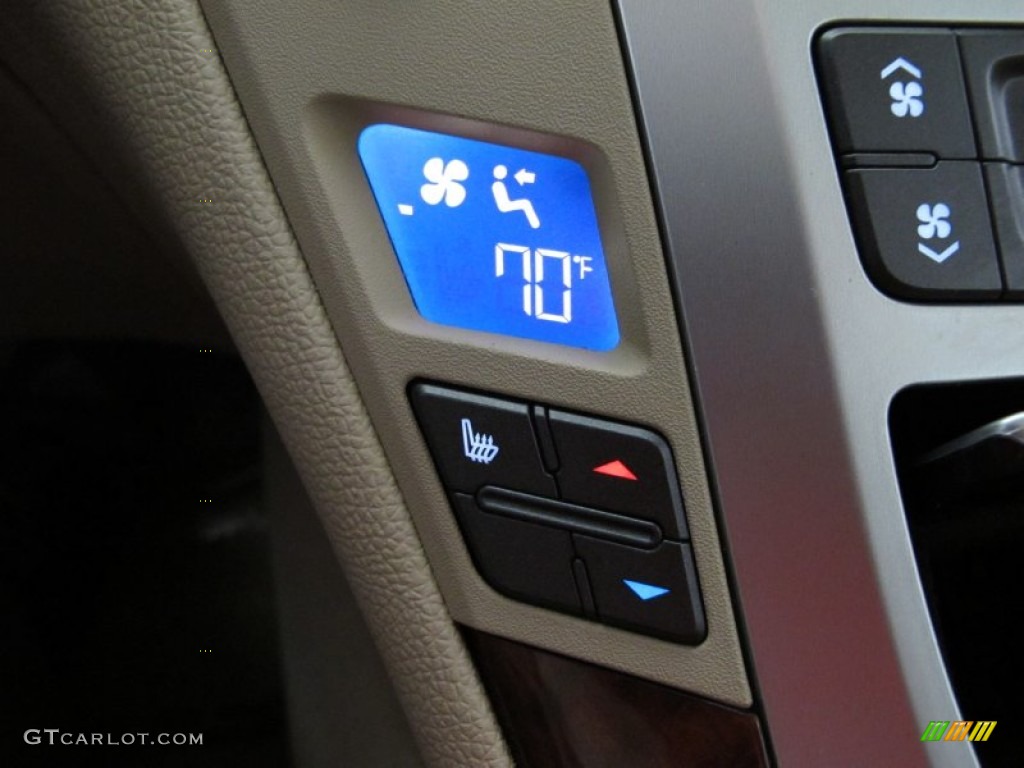 2008 Cadillac CTS Sedan Controls Photo #51876661